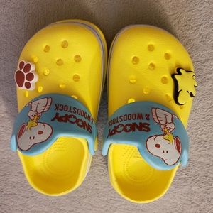 Snoopy Yellow Sandal for Toddler